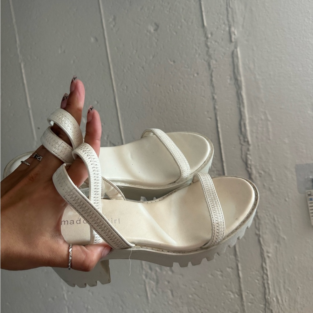 Y2K chunky heels